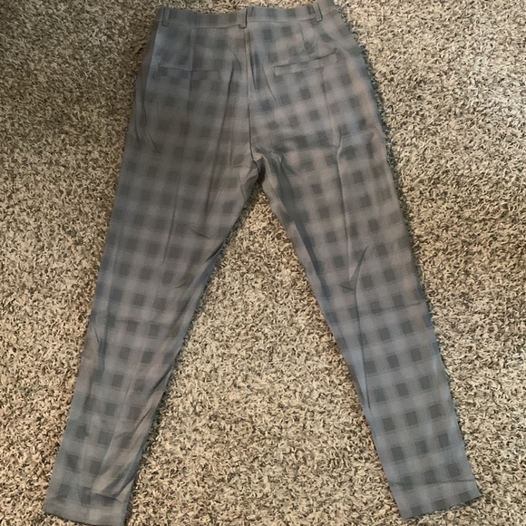 Small Plaid - Picture 3 of 3